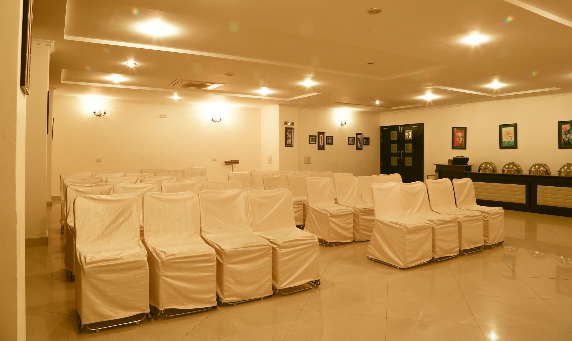 Hotel Treebo Trend Gk Conifer Dharamshala Esterno foto