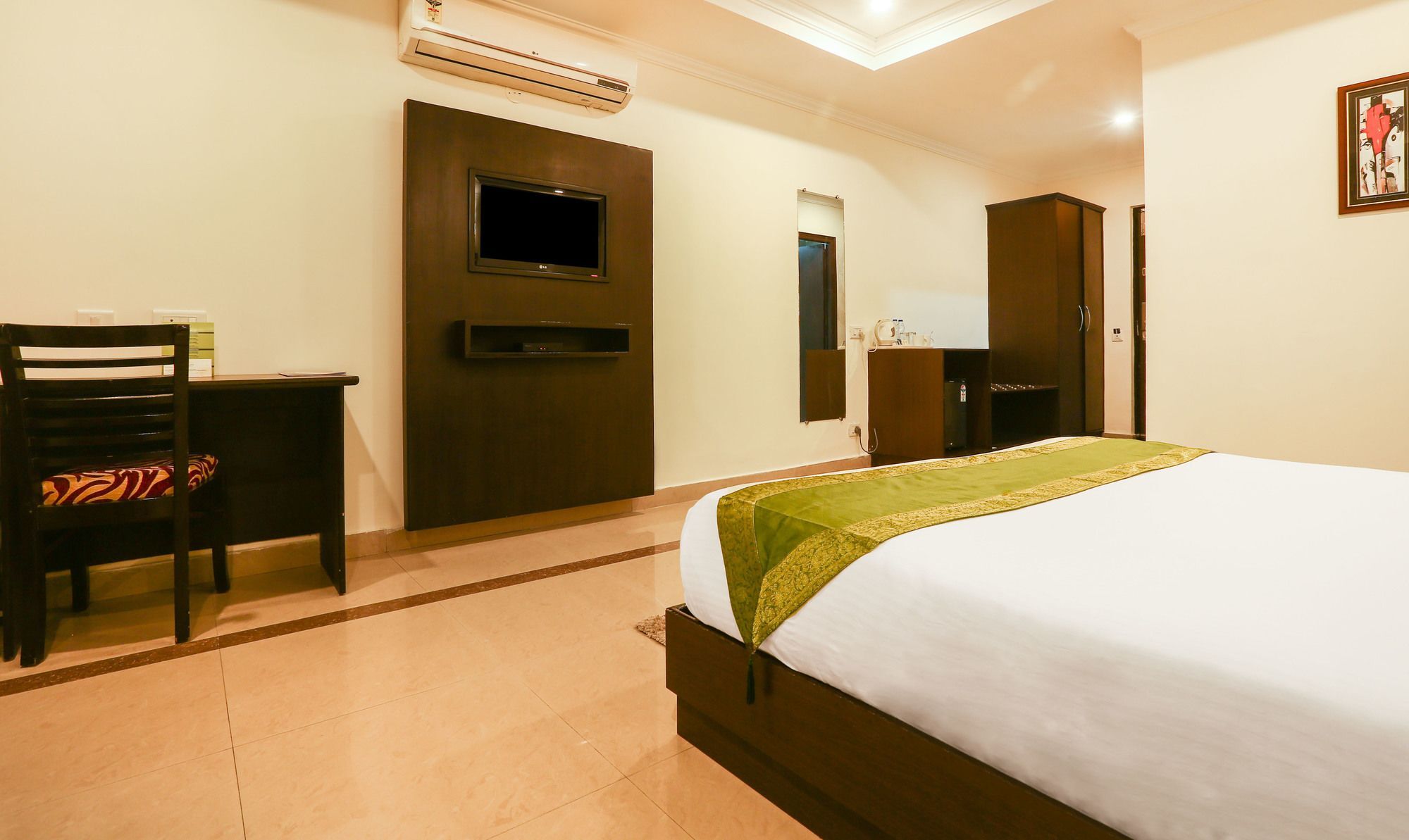 Hotel Treebo Trend Gk Conifer Dharamshala Esterno foto
