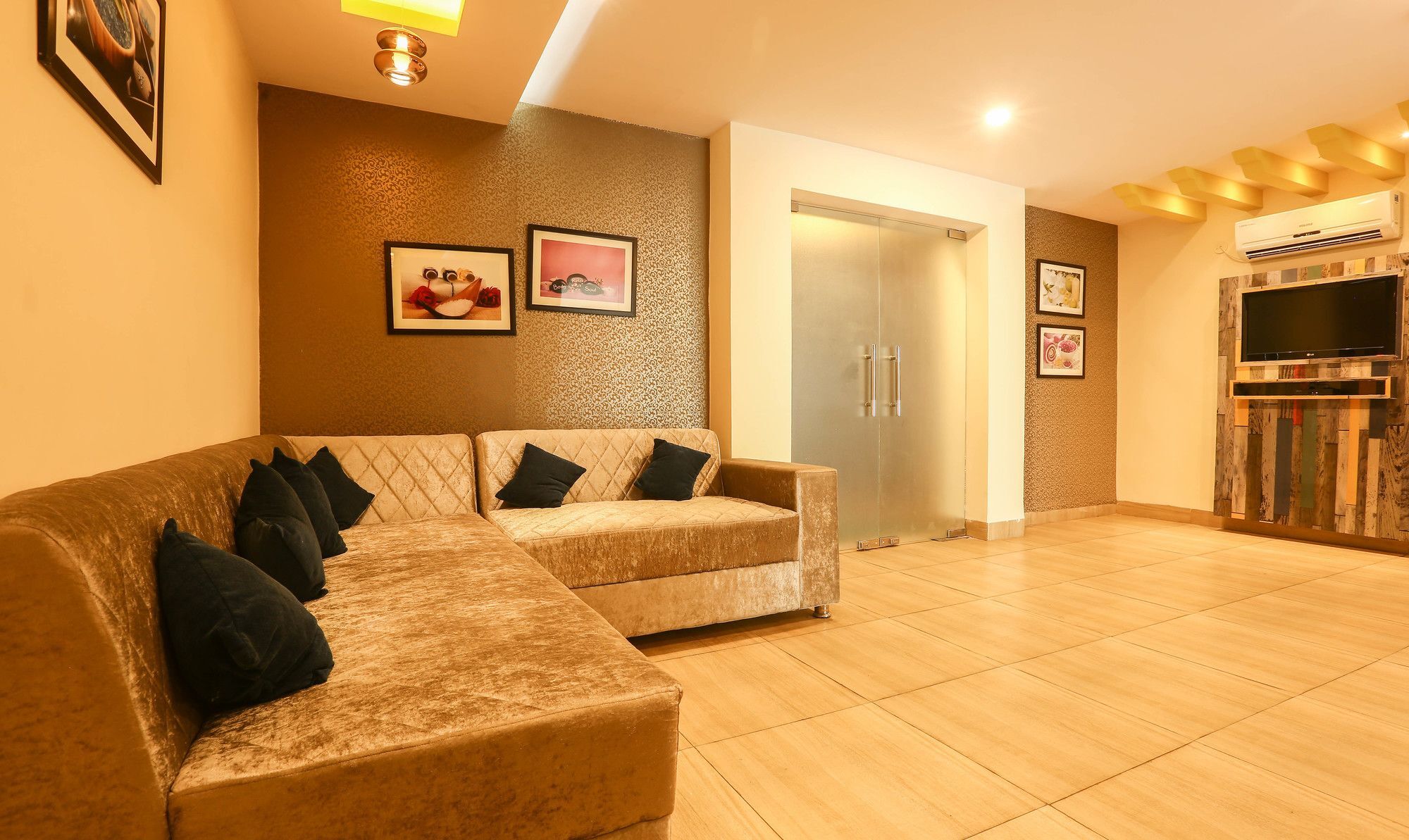 Hotel Treebo Trend Gk Conifer Dharamshala Esterno foto